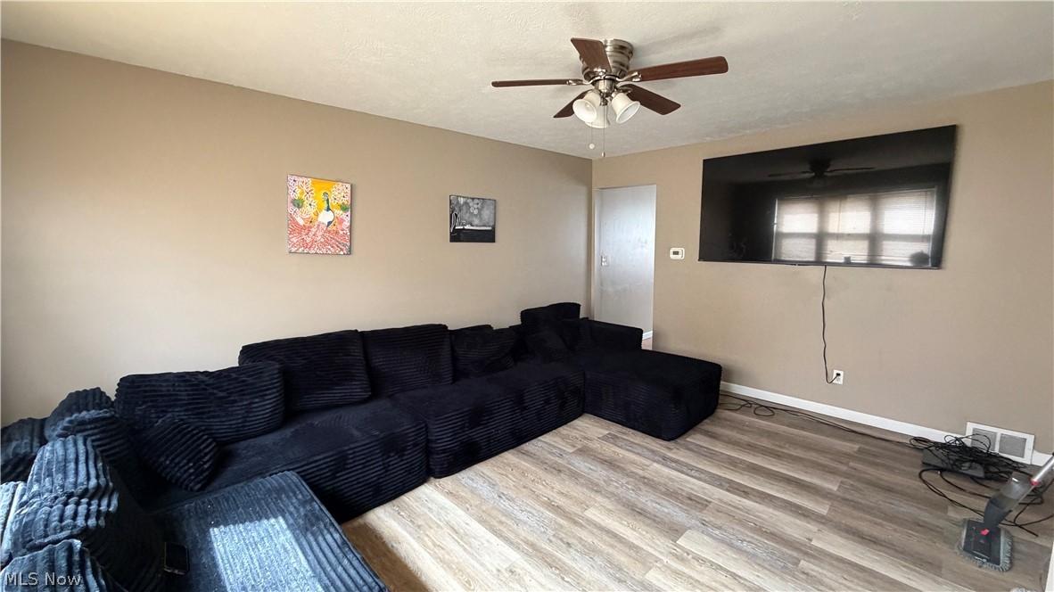 16225 Edgewood Court Maple Heights OH 44137