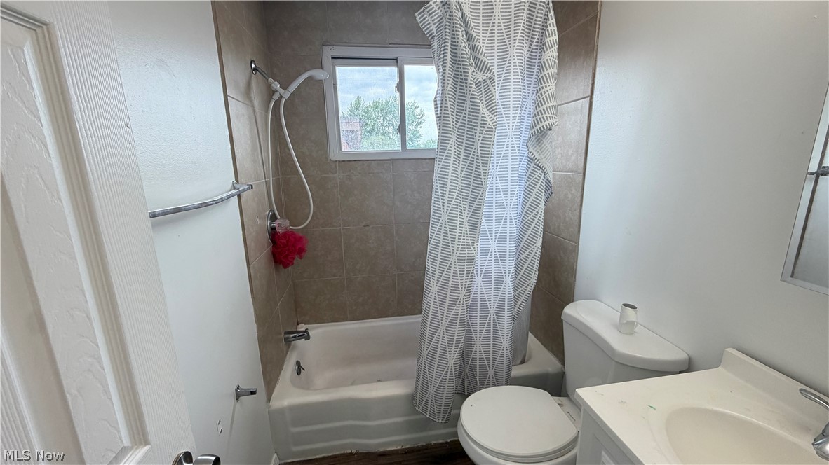16225 Edgewood Court Maple Heights OH 44137
