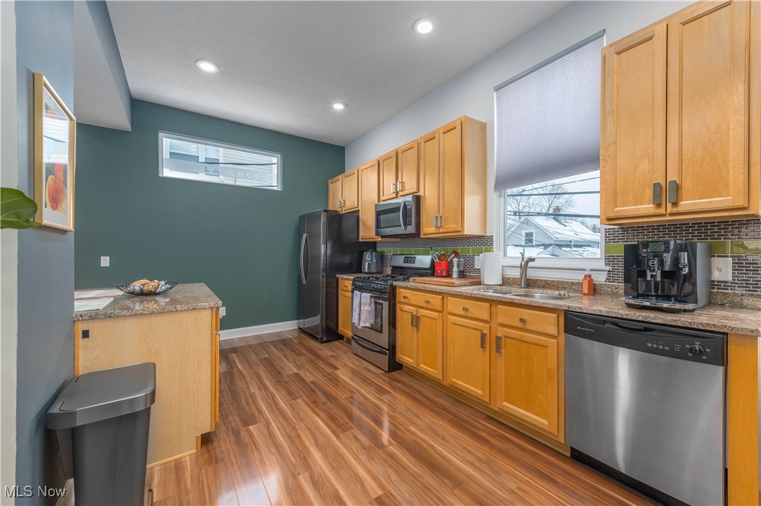 5513 Street Stephens Cleveland OH 44102