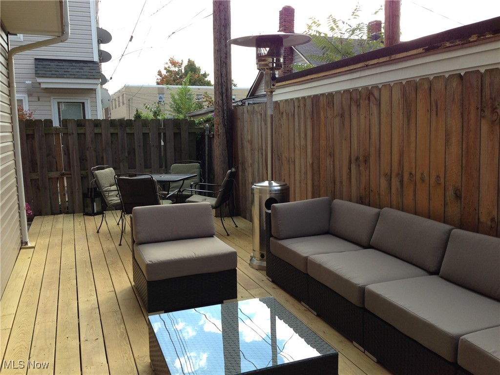 5513 Street Stephens Cleveland OH 44102
