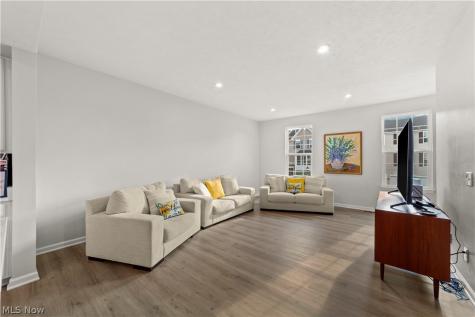 4008 N Steels Circle Cuyahoga Falls OH 44224