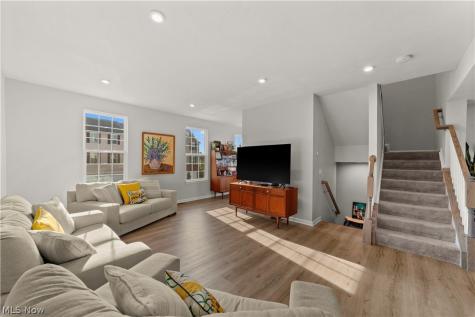 4008 N Steels Circle Cuyahoga Falls OH 44224