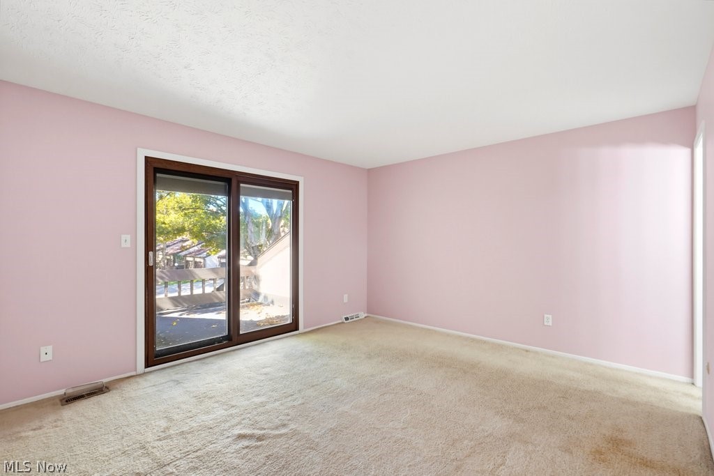 601 Dade Lane Richmond Heights OH 44143