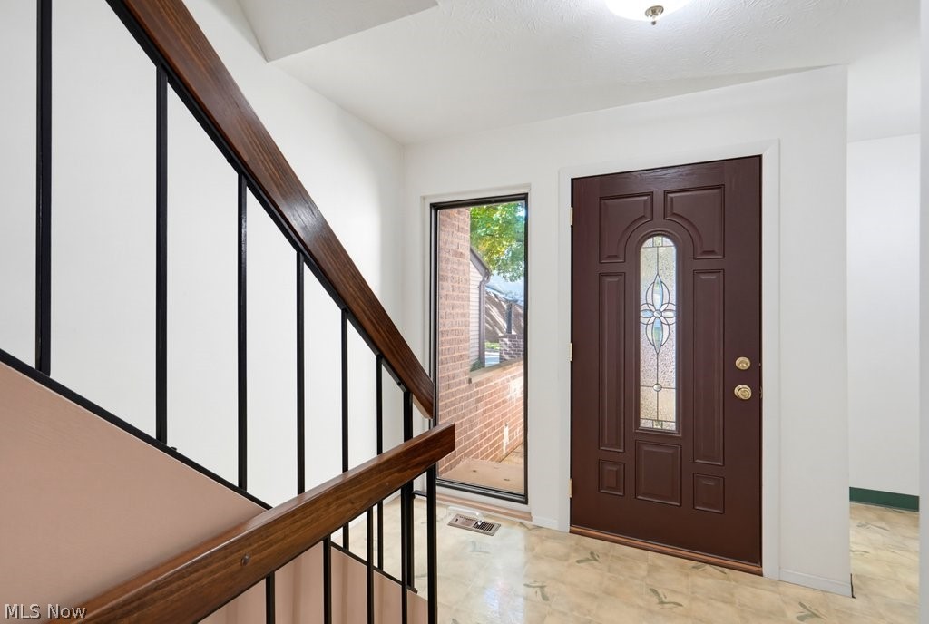 601 Dade Lane Richmond Heights OH 44143