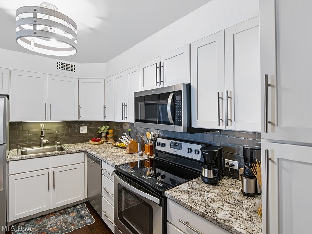 12700 Lake Avenue Lakewood OH 44107