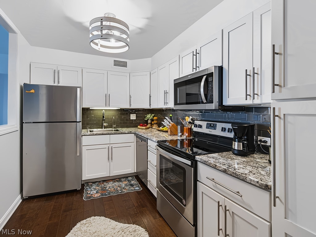 12700 Lake Avenue Lakewood OH 44107