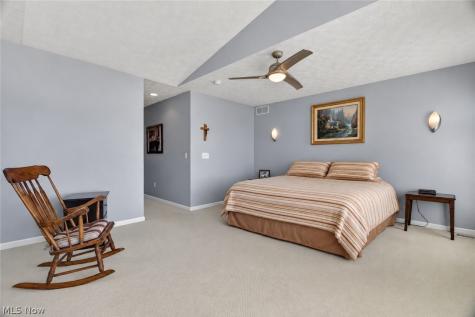 361 Freshwater Drive Lorain OH 44052