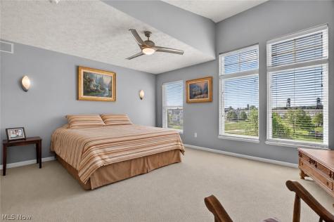 361 Freshwater Drive Lorain OH 44052