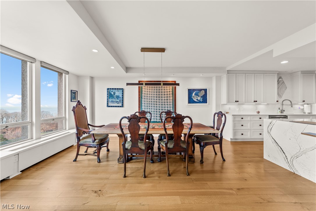 1 Bratenahl Place Bratenahl OH 44108