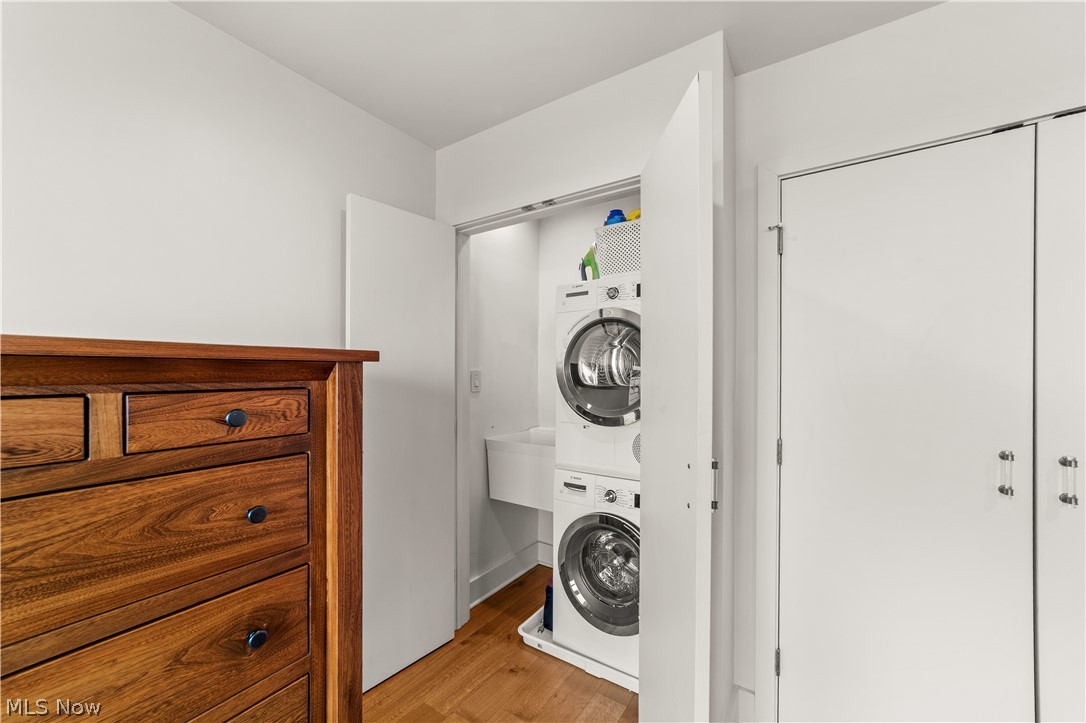 1 Bratenahl Place Bratenahl OH 44108