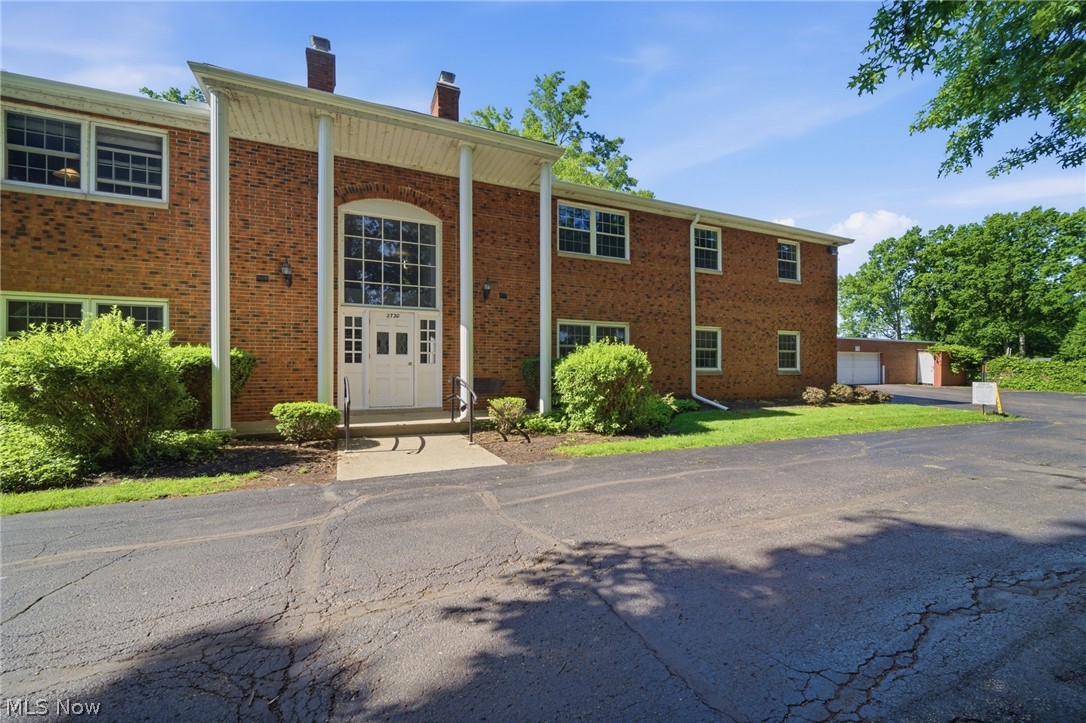2720 Pease Drive Rocky River OH 44116