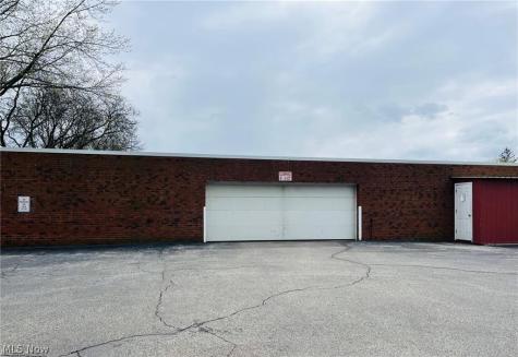 2720 Pease Drive Rocky River OH 44116