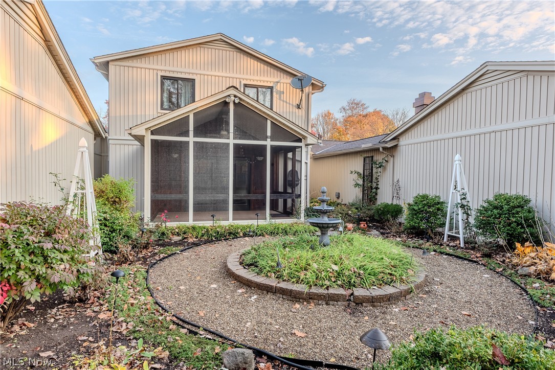 19305 Idlewood Trail Strongsville OH 44149