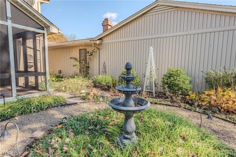 19305 Idlewood Trail Strongsville OH 44149