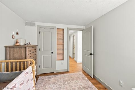 19305 Idlewood Trail Strongsville OH 44149