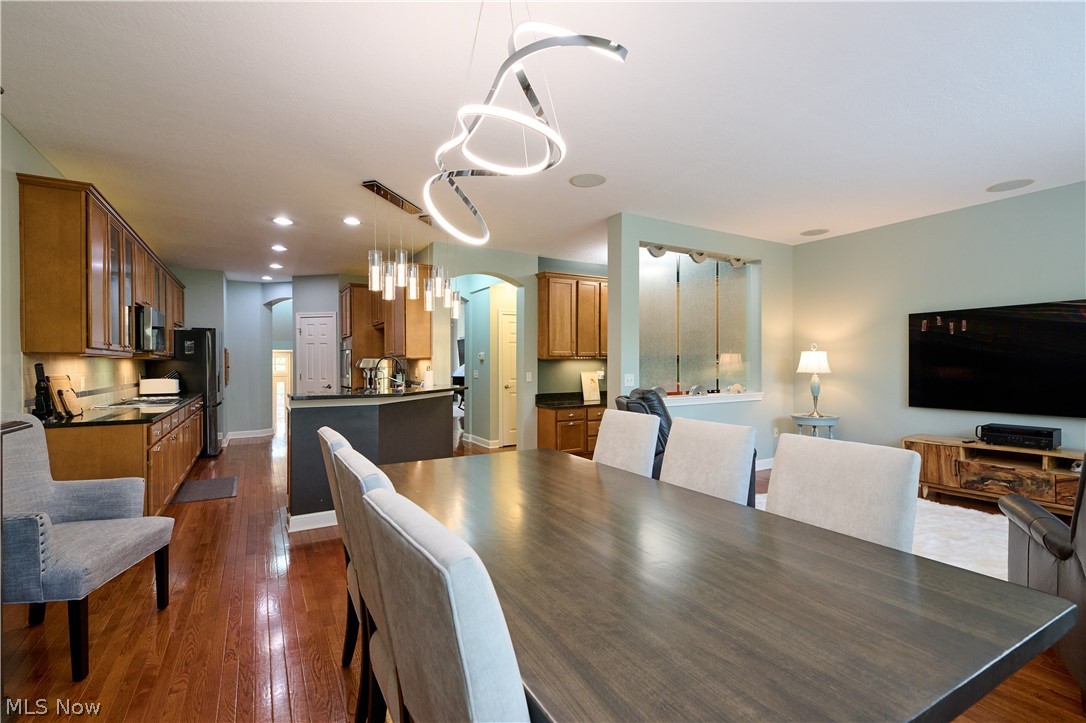 12 Astor Place Rocky River OH 44116