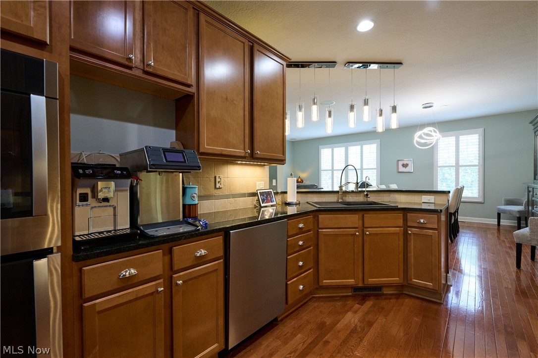 12 Astor Place Rocky River OH 44116
