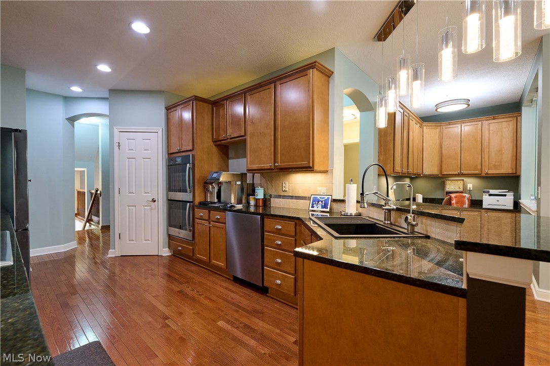 12 Astor Place Rocky River OH 44116