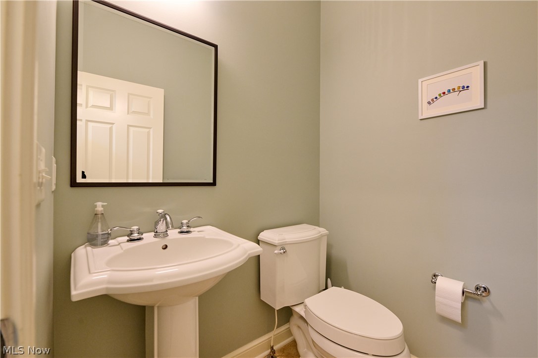 12 Astor Place Rocky River OH 44116