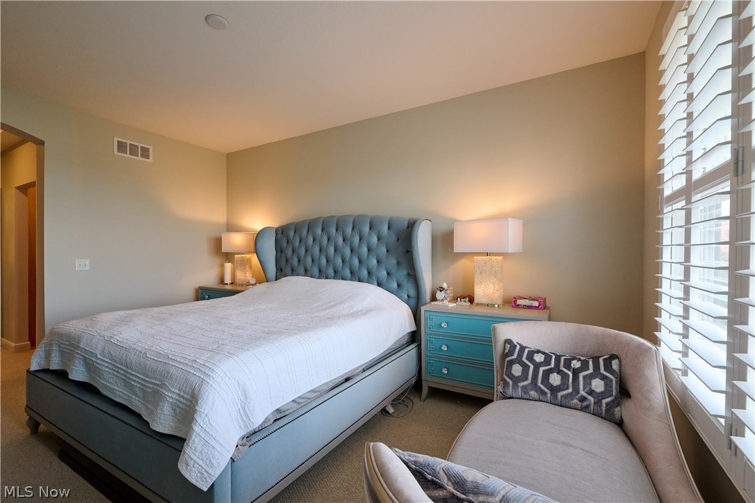 12 Astor Place Rocky River OH 44116