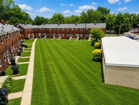 22651 Fox Avenue Euclid OH 44123