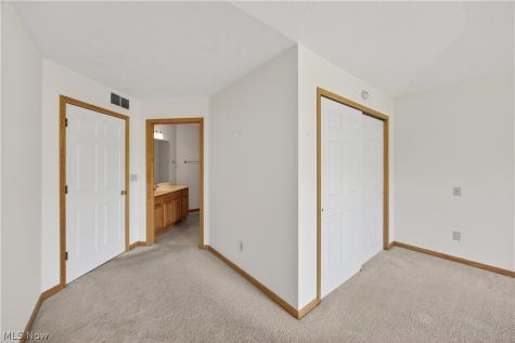 7342 Glengary Drive Sagamore Hills OH 44067