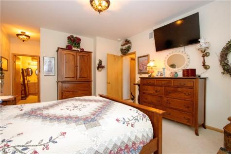 2457 Barrington Way Wooster OH 44691