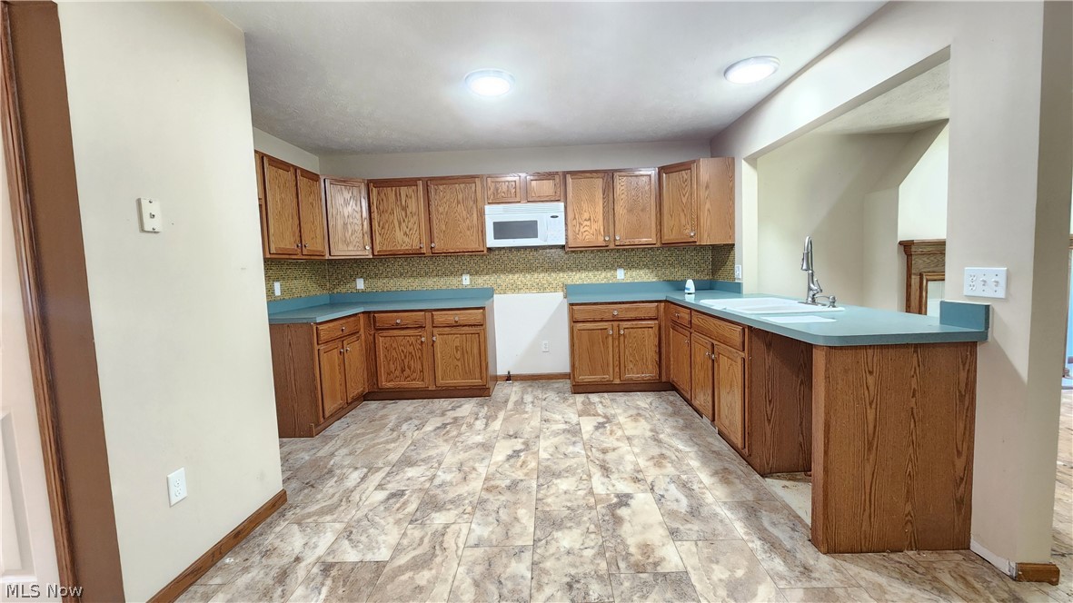 1033 Saint Michaels Way Madison OH 44057