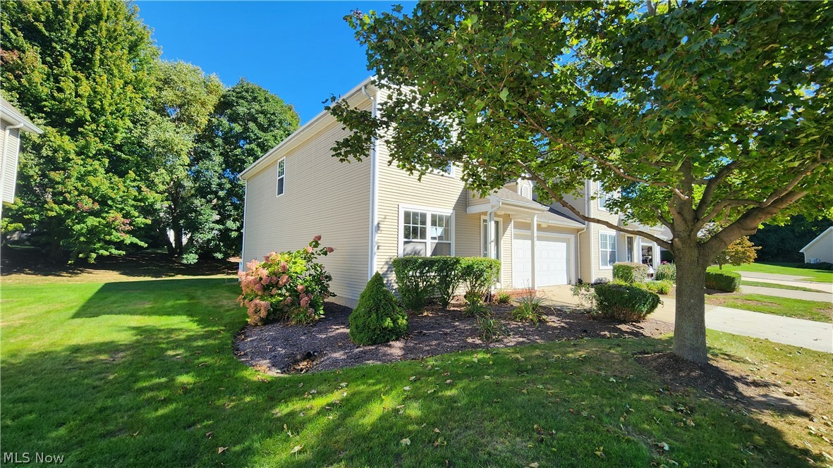 1033 Saint Michaels Way Madison OH 44057
