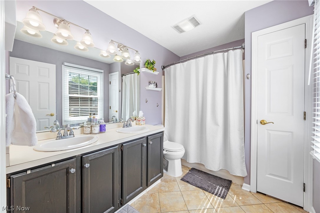 103 Cliffside Commons Drive Rocky River OH 44116