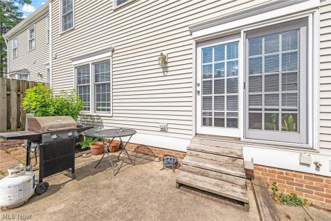 103 Cliffside Commons Drive Rocky River OH 44116