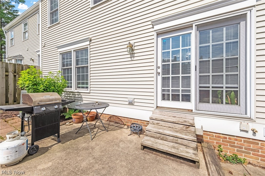 103 Cliffside Commons Drive Rocky River OH 44116