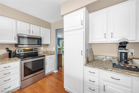 103 Cliffside Commons Drive Rocky River OH 44116
