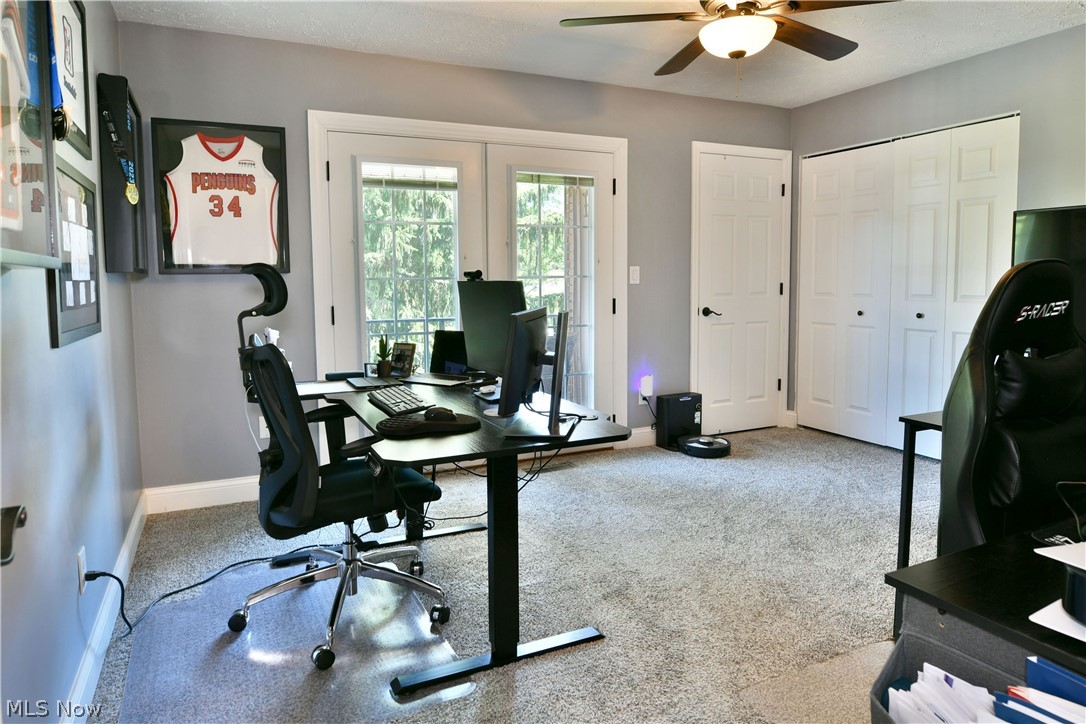 701 Lakeview Drive Cortland OH 44410