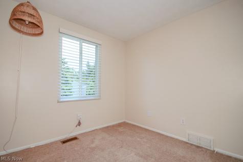 10015 Windjammer Trail Aurora OH 44202