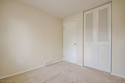 10015 Windjammer Trail Aurora OH 44202