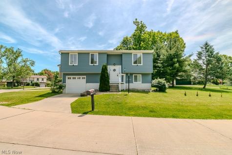 10015 Windjammer Trail Aurora OH 44202