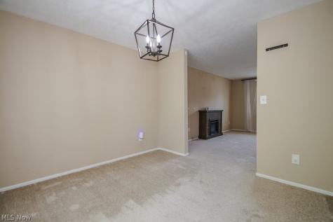 10015 Windjammer Trail Aurora OH 44202