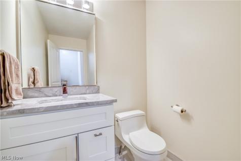 1425 Lindazzo Avenue Cleveland OH 44114