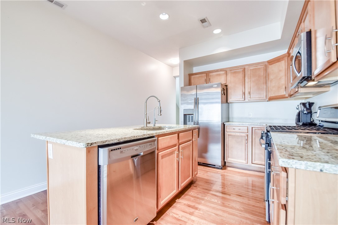 1425 Lindazzo Avenue Cleveland OH 44114