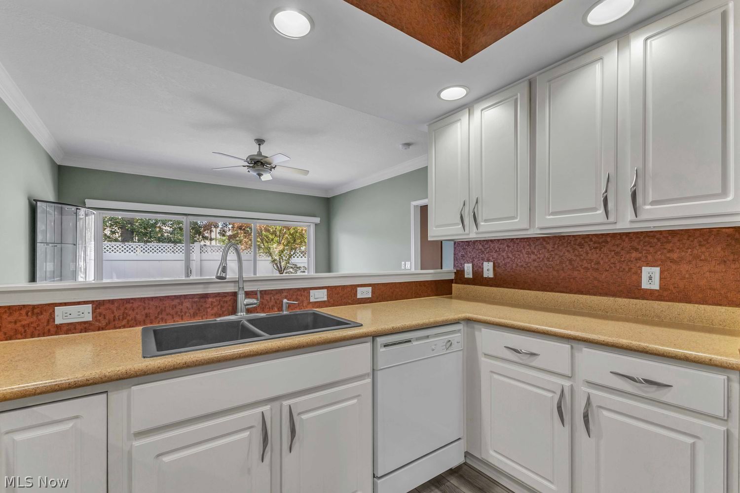 6924 Cottage Circle North Ridgeville OH 44039