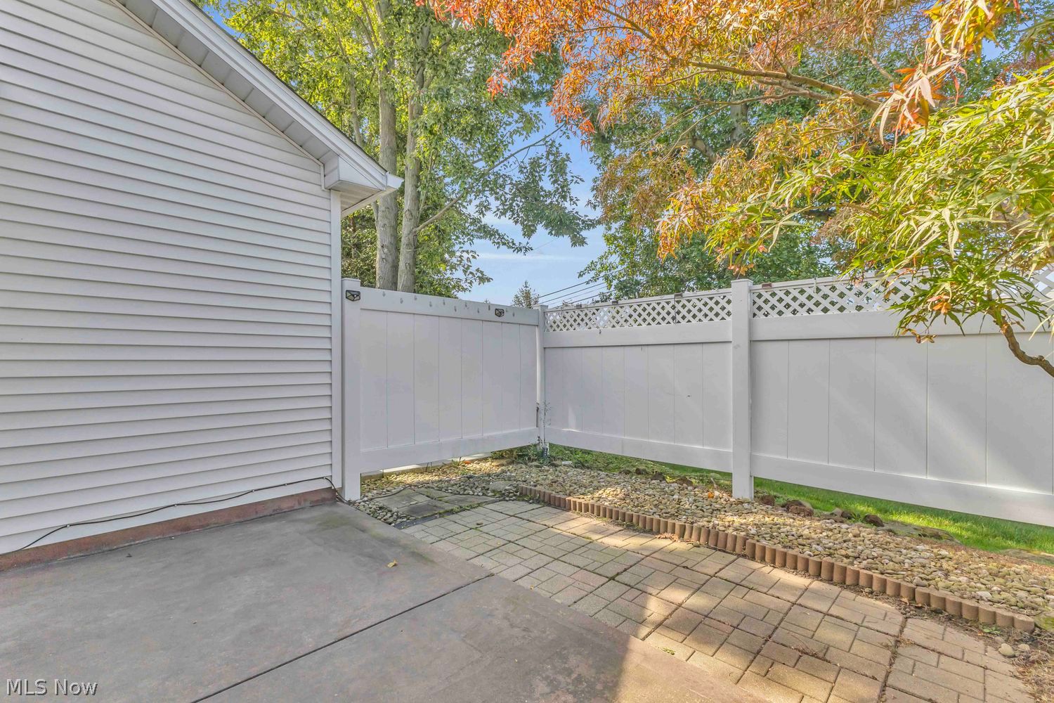 6924 Cottage Circle North Ridgeville OH 44039