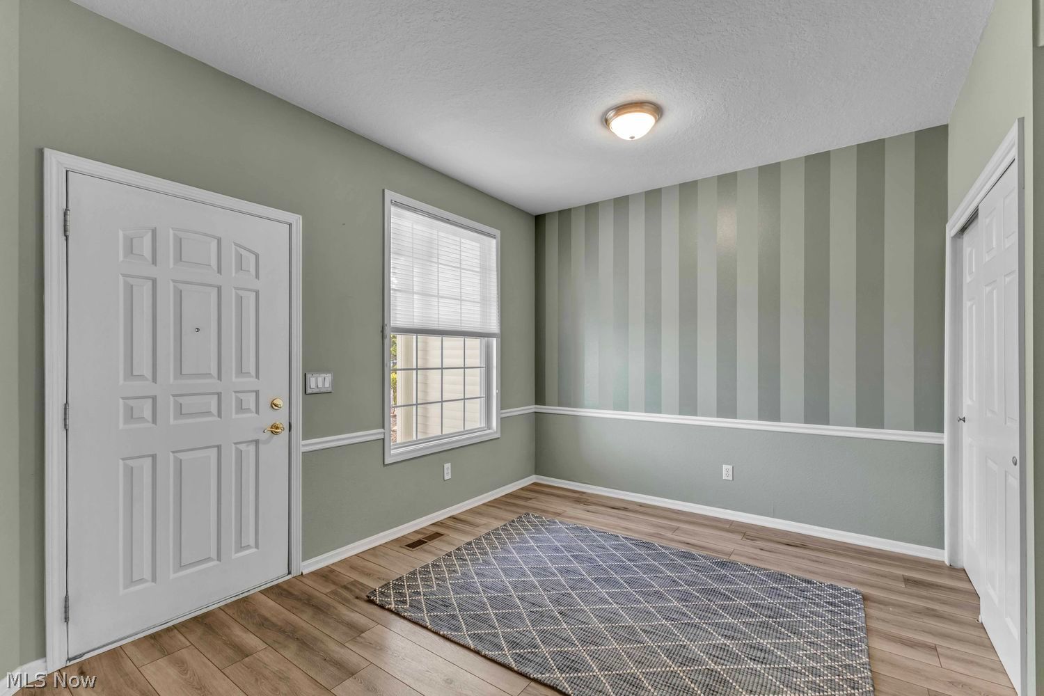 6924 Cottage Circle North Ridgeville OH 44039
