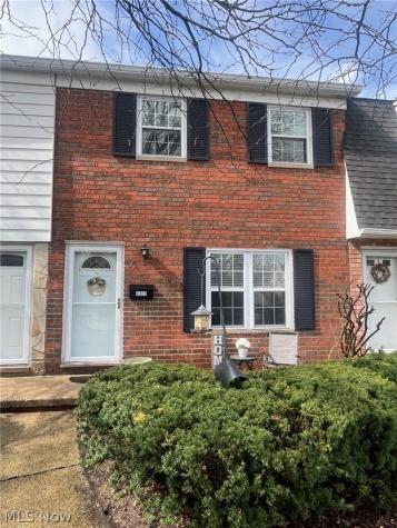 4322 W 196th Street Fairview Park OH 44126