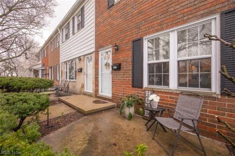 4322 W 196th Street Fairview Park OH 44126