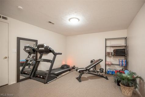 4322 W 196th Street Fairview Park OH 44126