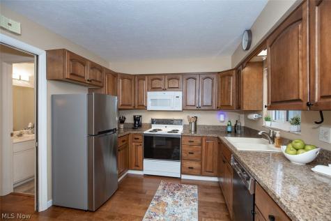 4322 W 196th Street Fairview Park OH 44126