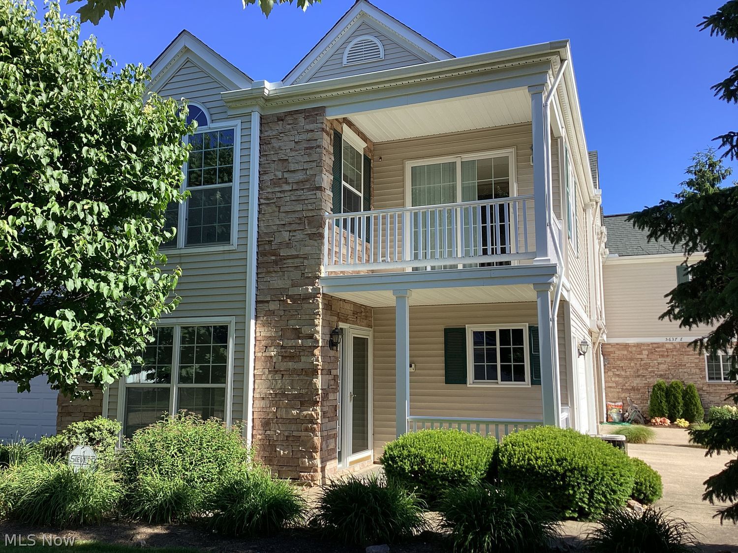 5637 N Greenway Court Highland Heights OH 44143