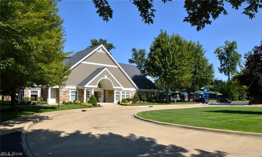 5637 N Greenway Court Highland Heights OH 44143