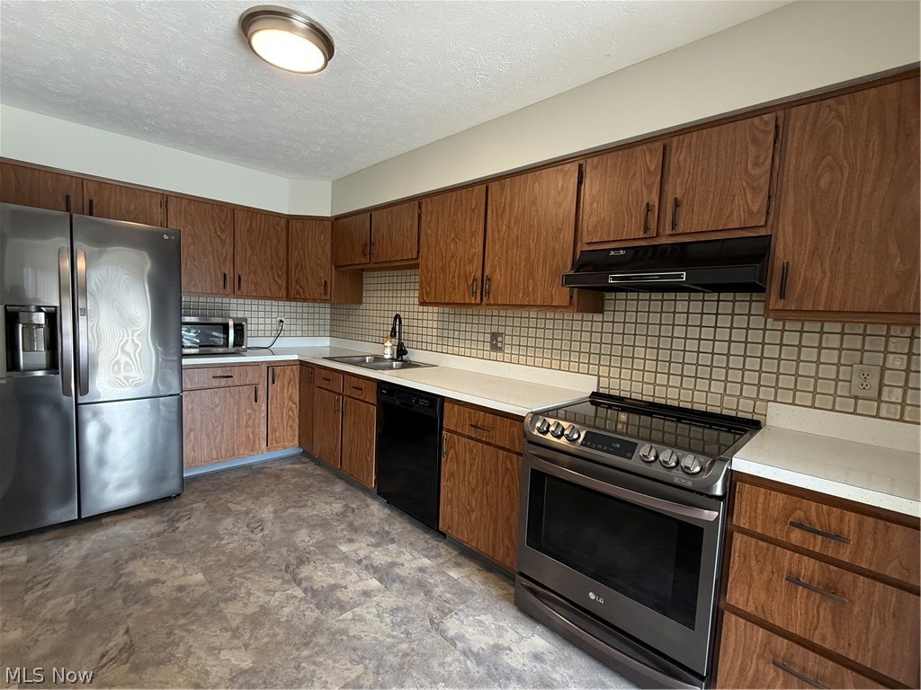 7569 Creekwood Drive North Royalton OH 44133